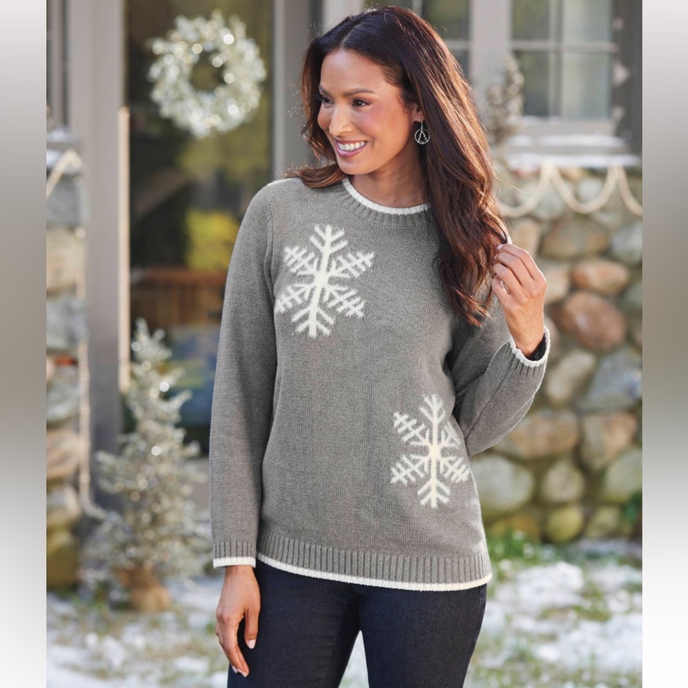 Holiday Sweater NorthStyle Snow Flakes Snowy Gray White Size Small Knit Cozy